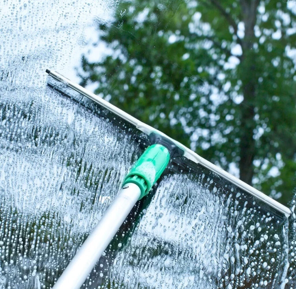 Full range of window cleaning in nyc